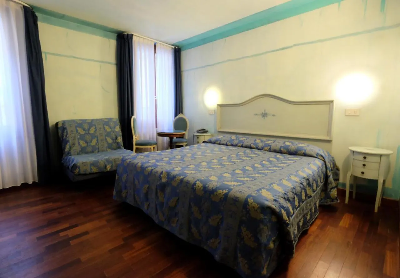 Hotel Ai Do Mori Venice Italy