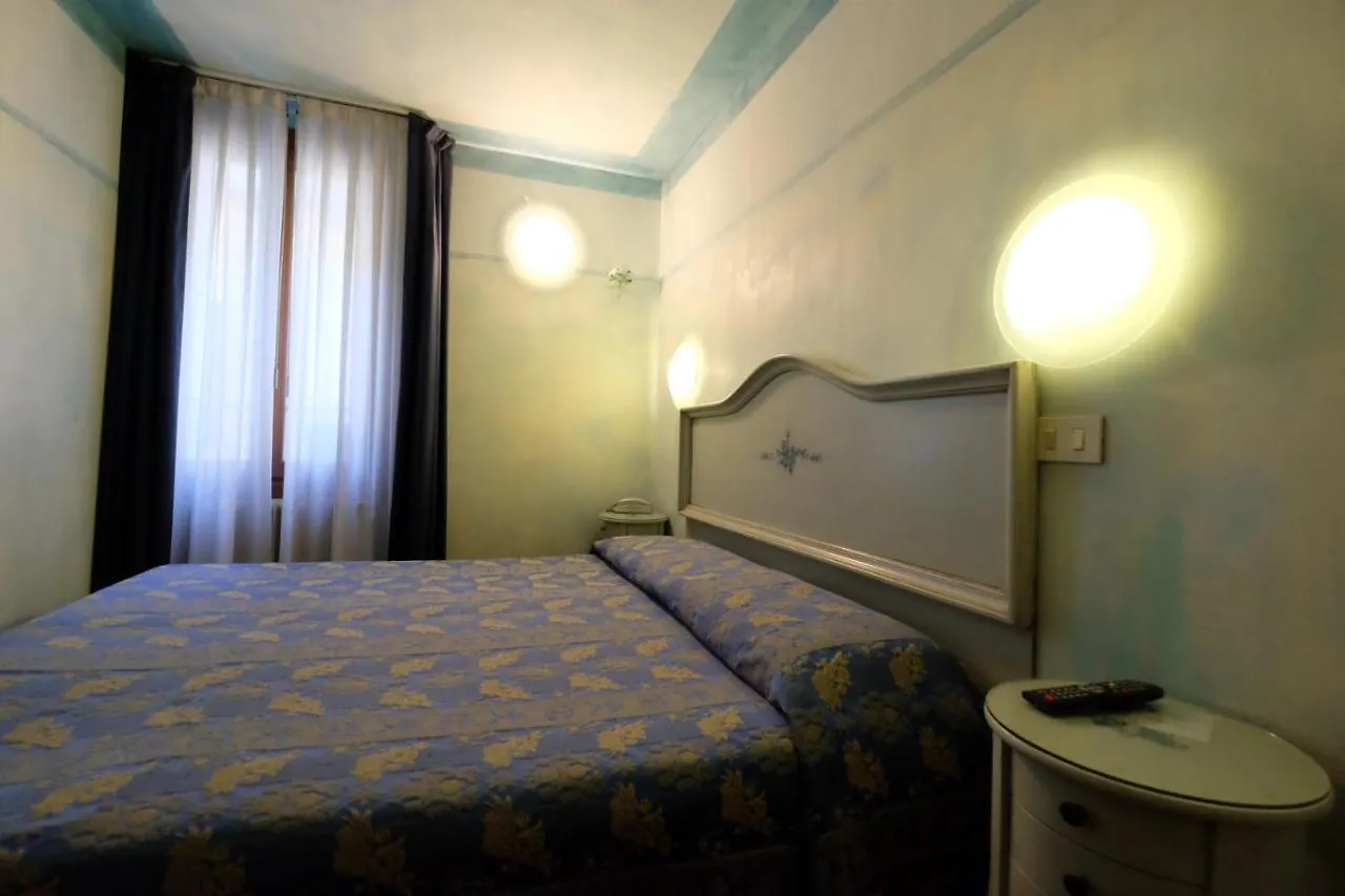 Hotel Ai Do Mori Venice