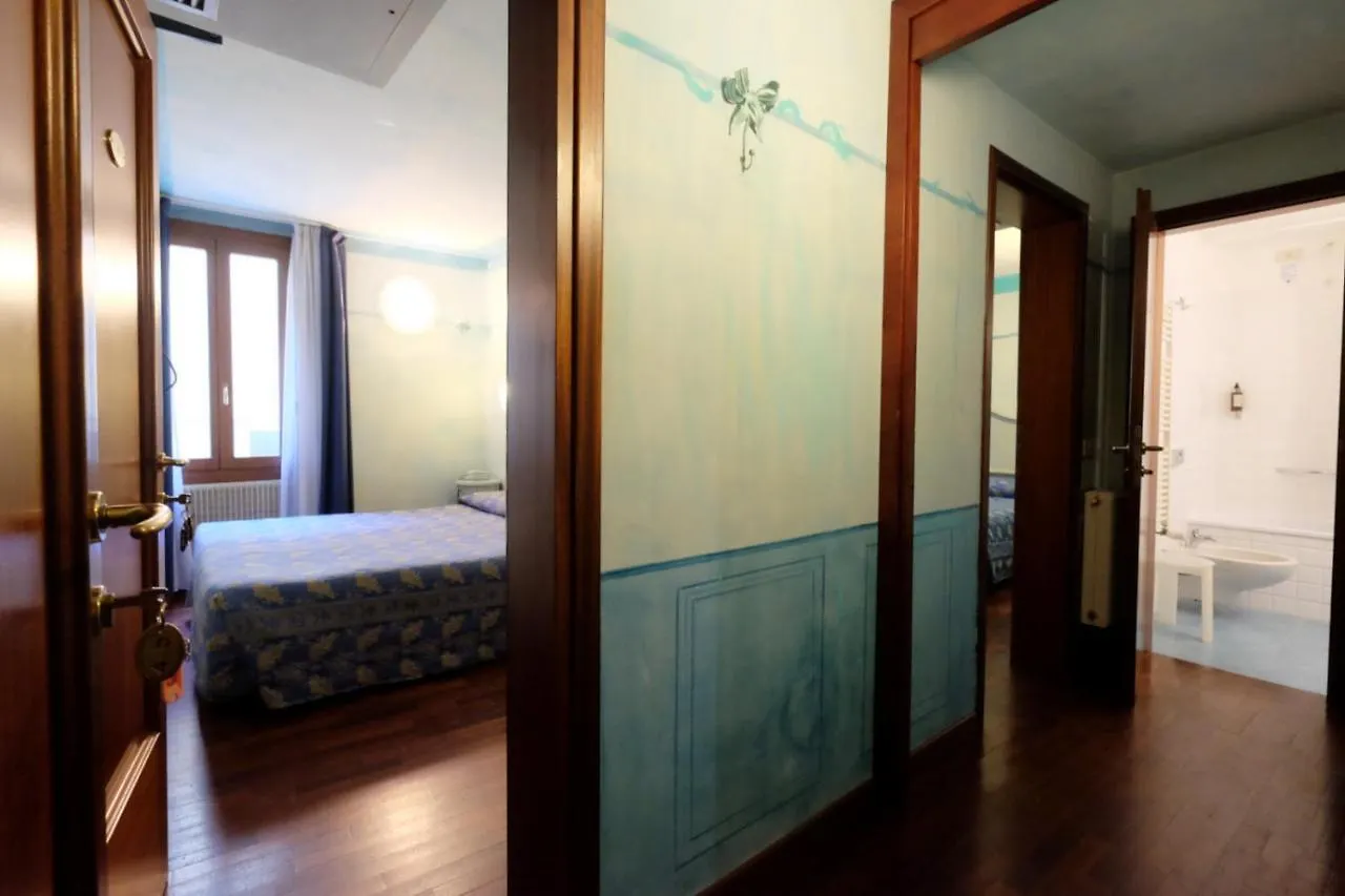 Hotel Ai Do Mori Venice 0*,