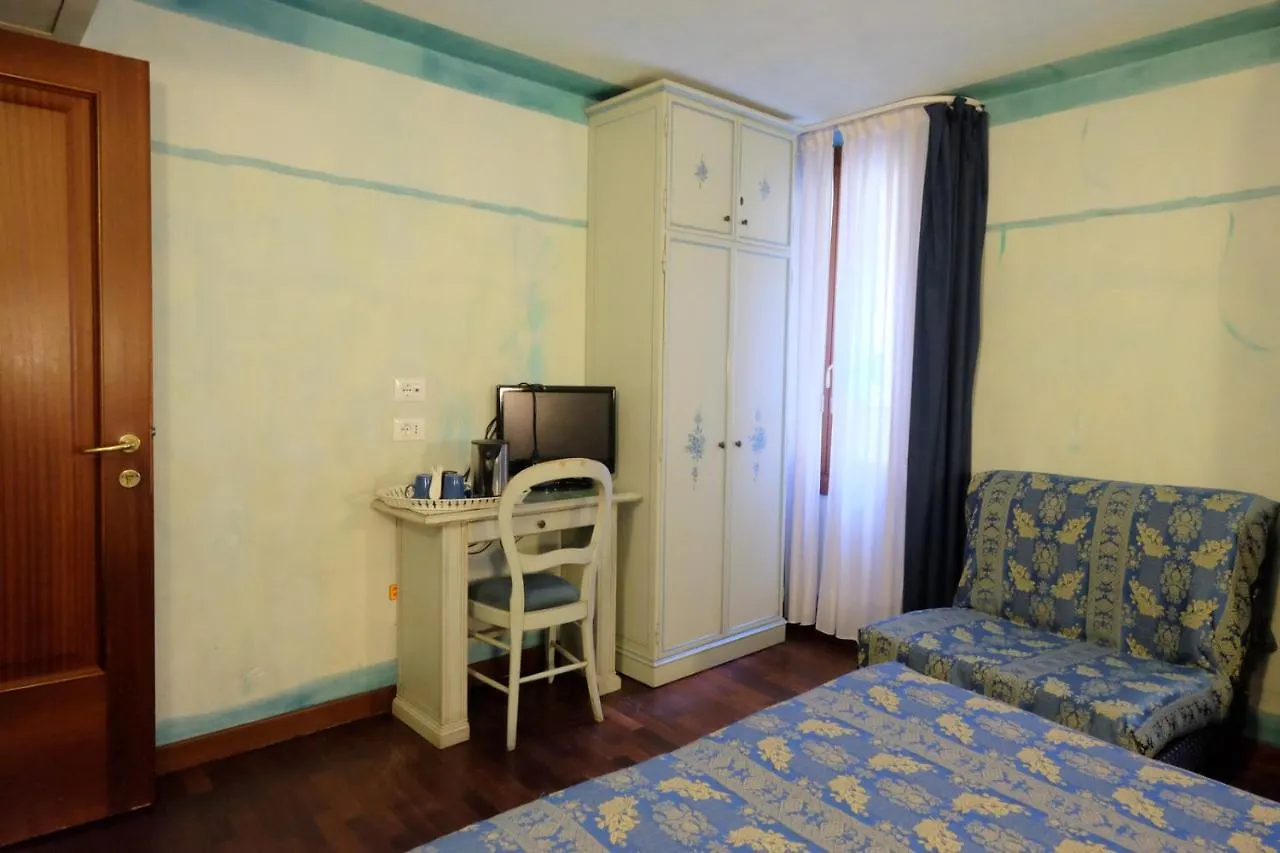 Hotel Ai Do Mori Venice