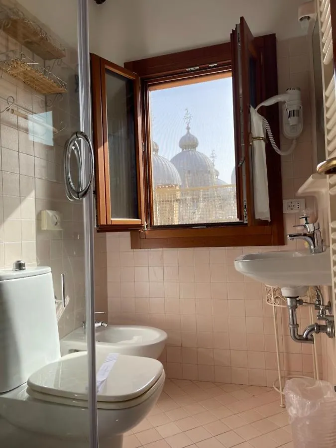 Hotel Ai Do Mori Venice 0*,
