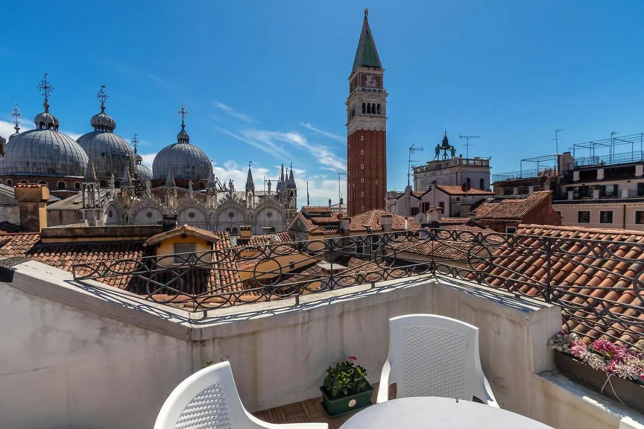 Hotel Ai Do Mori Venice Italy