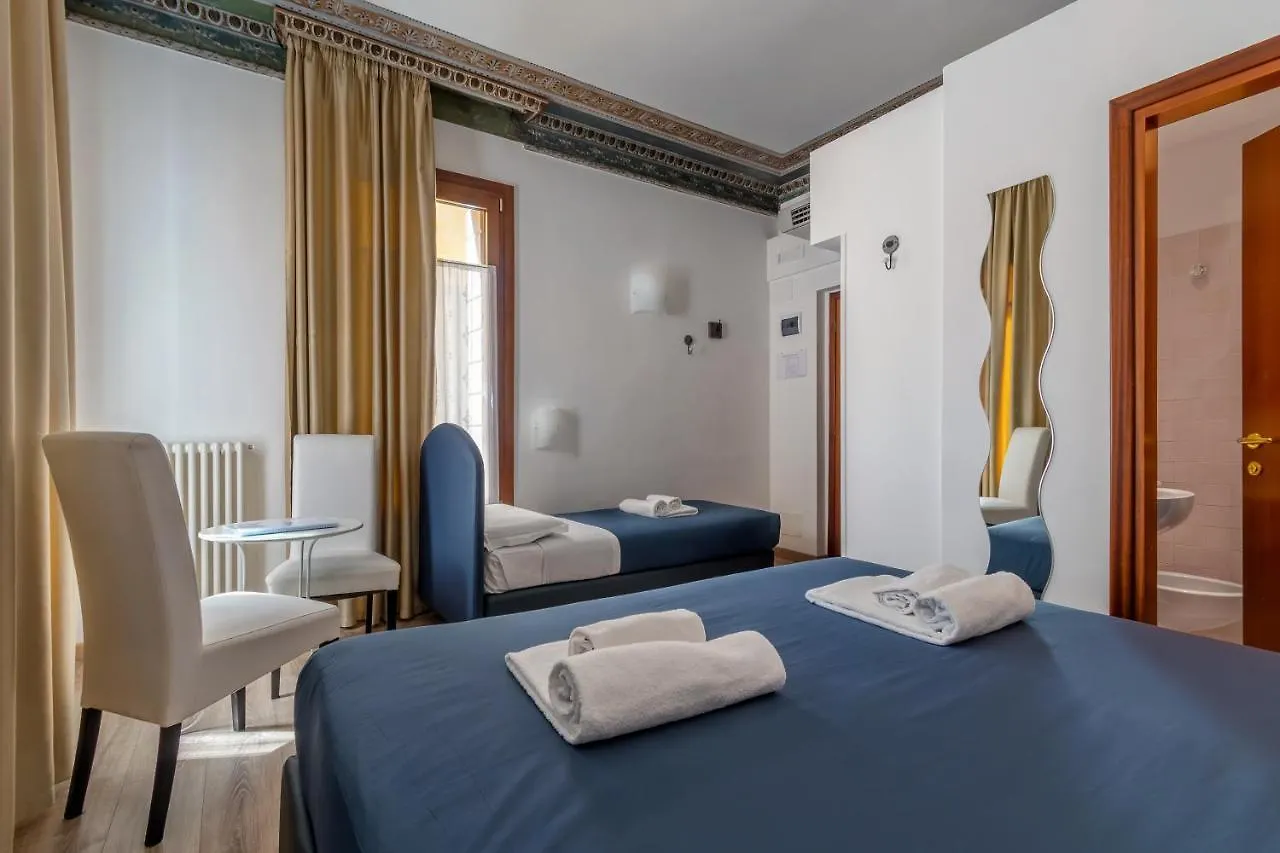 Hotel Ai Do Mori Venice 0*,  Italy