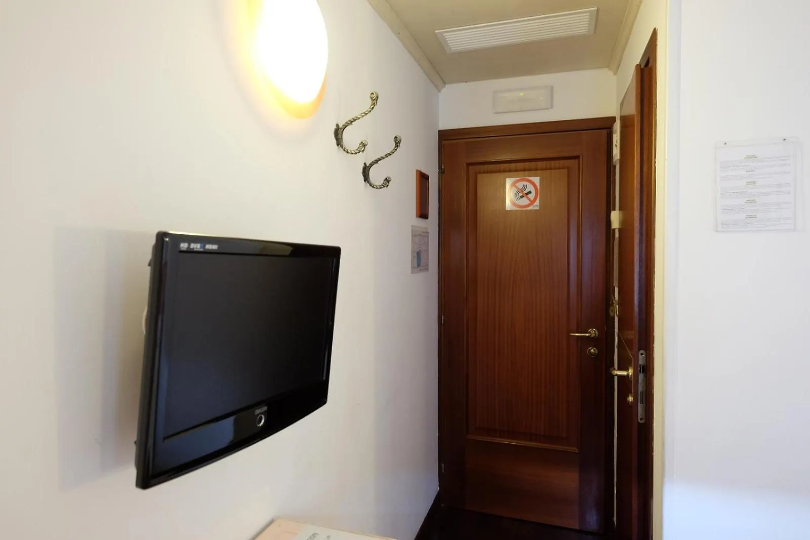 Hotel Ai Do Mori Venice 0*,  Italy