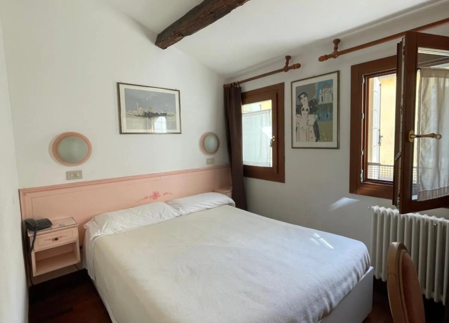 Hotel Ai Do Mori Venice